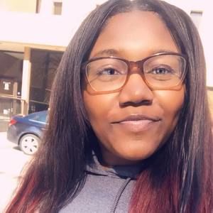 Meet your Posher, Leniese